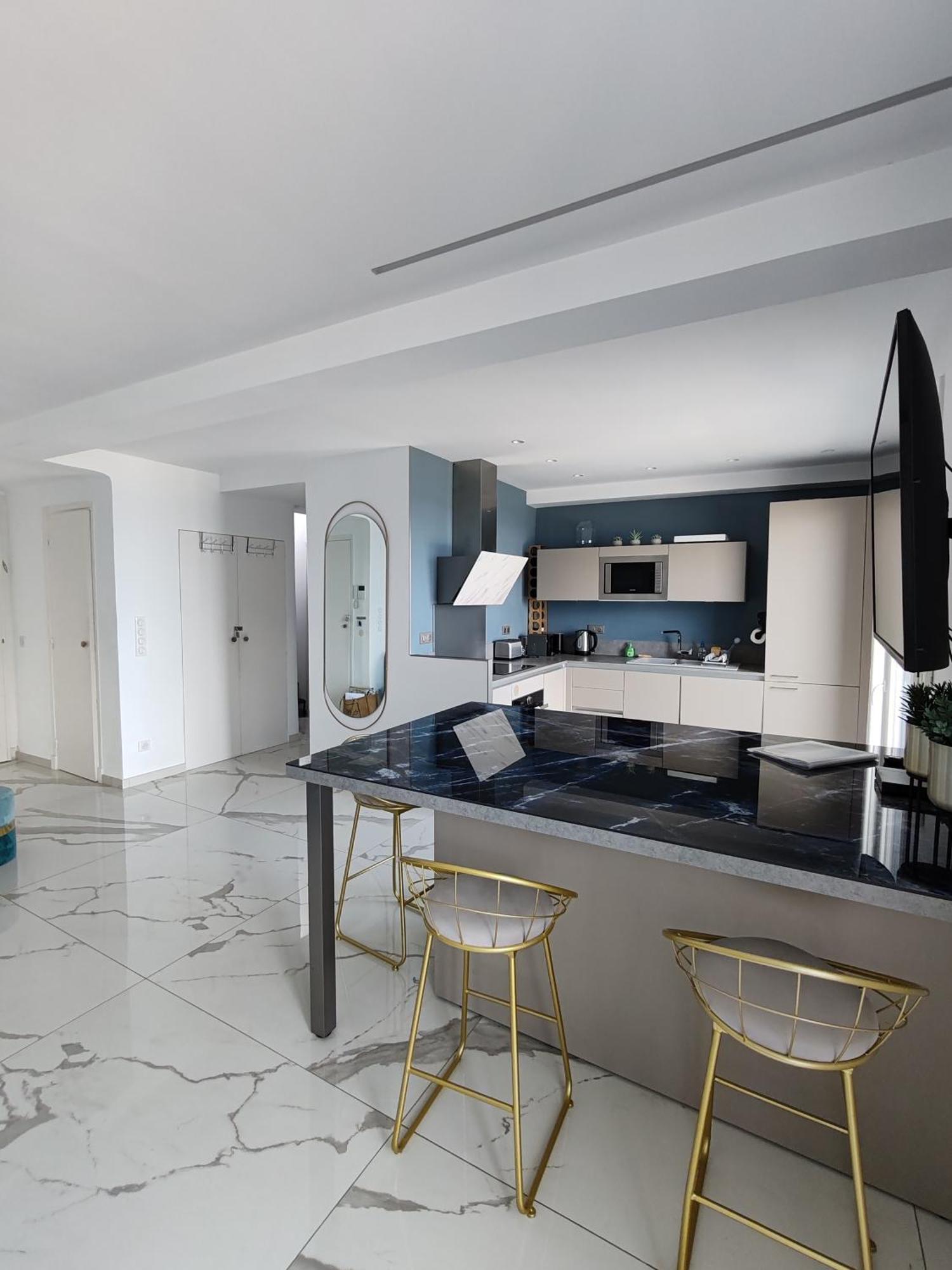 Beach Front, Superbe Appartement Pour 4 Personnes Nice Exterior photo